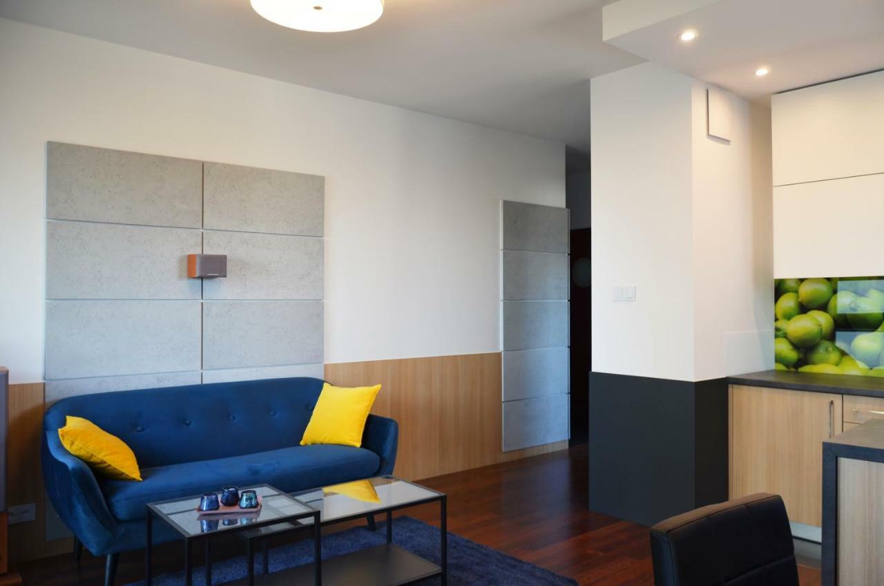 Aleja Wyscigowa 4C By Homeprime วอร์ซอ ภายนอก รูปภาพ